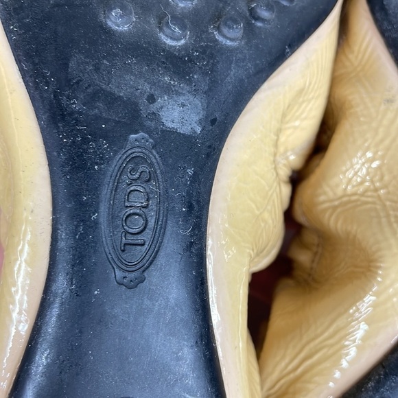 Tods Ballet Flats Driving Loafers Beige Nude Patent Leather Bow Toe Sz 36 - Picture 12 of 12